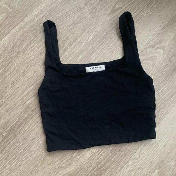 Babaton Contour Crop Tank Top - Picture 2 of 4